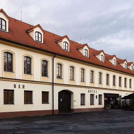 Hotel Rychta Netolice Экстерьер фото