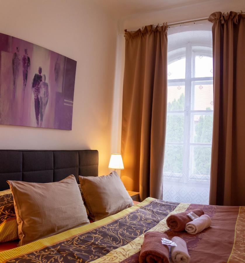 Hotel Rychta Netolice Экстерьер фото