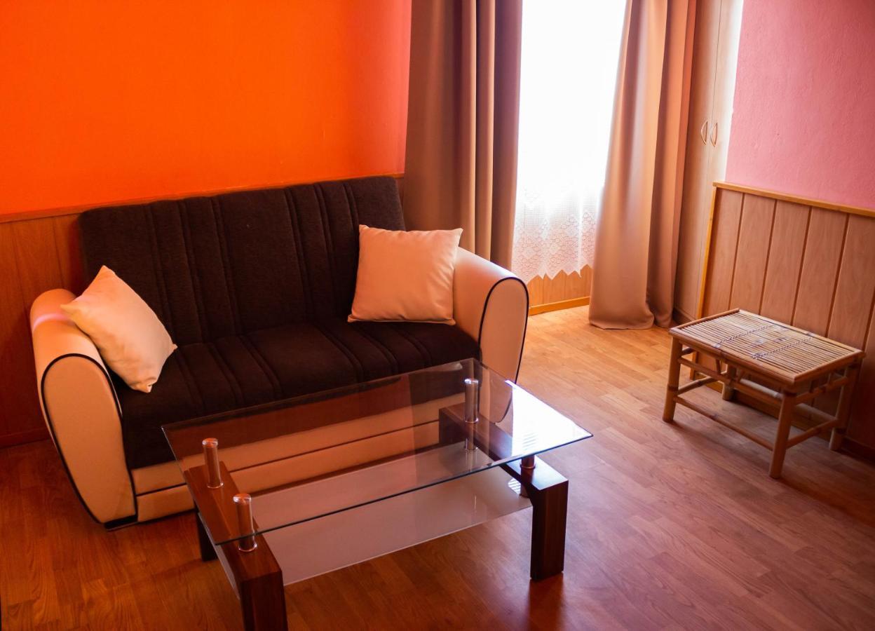 Hotel Rychta Netolice Экстерьер фото