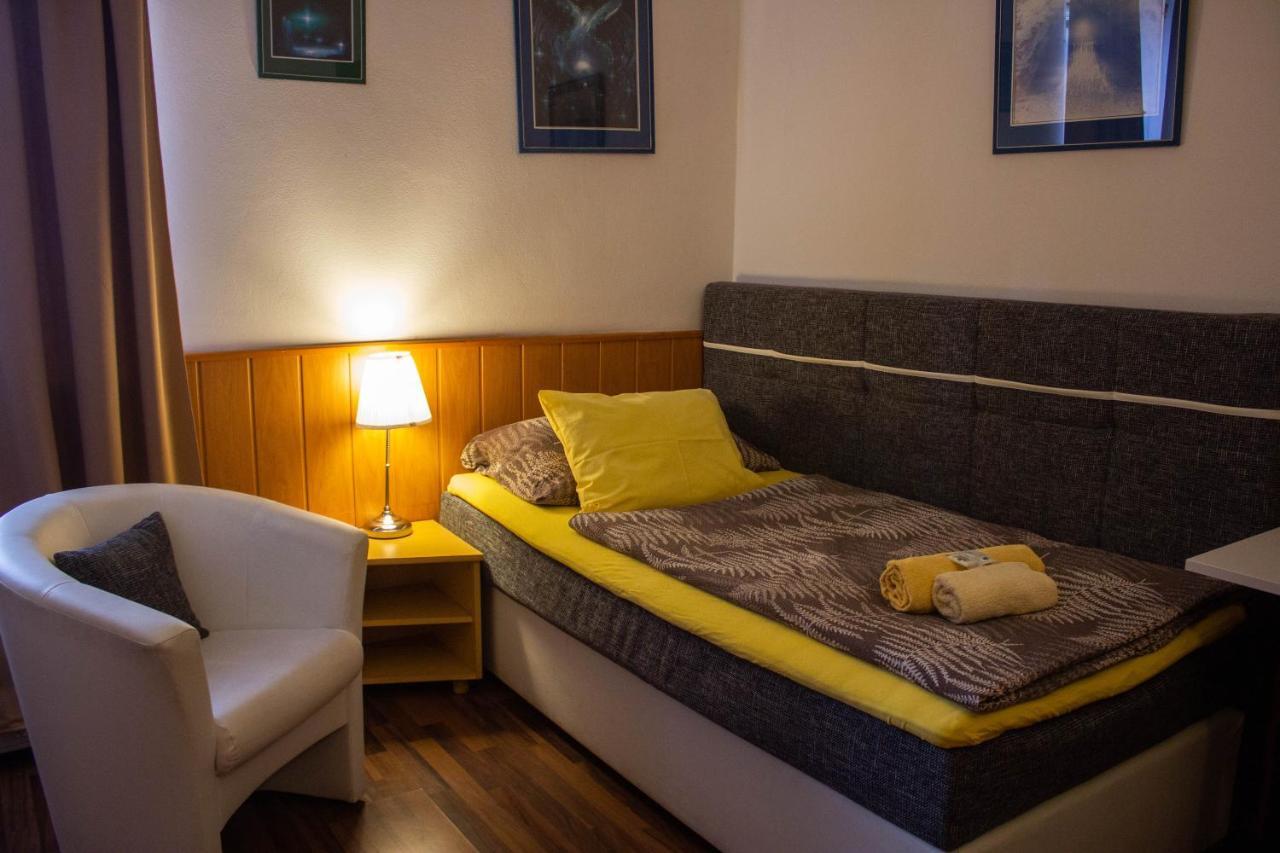 Hotel Rychta Netolice Экстерьер фото